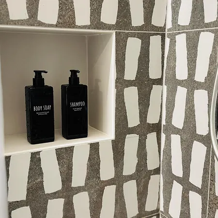 Vimini Like A Local - Center